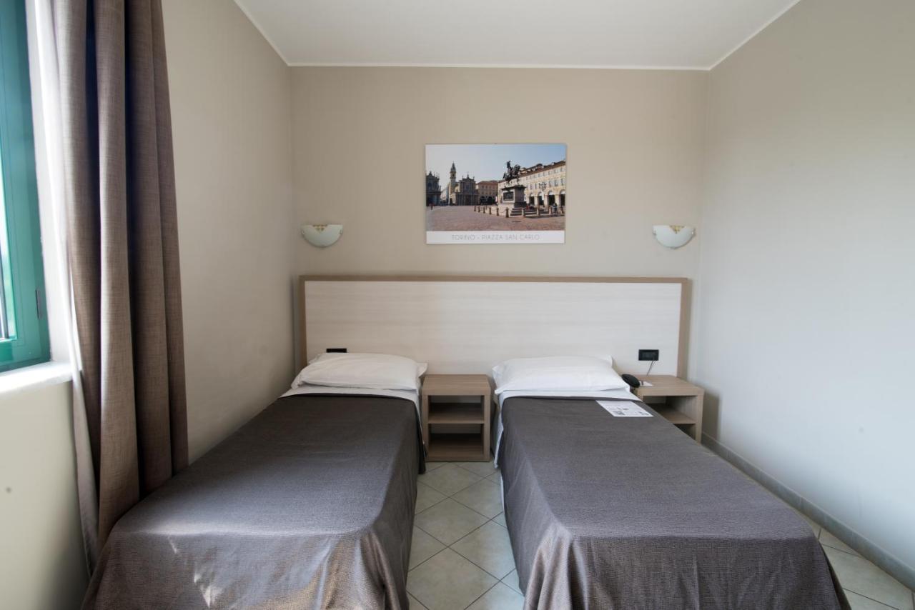 Green Class Hotel Candiolo ภายนอก รูปภาพ