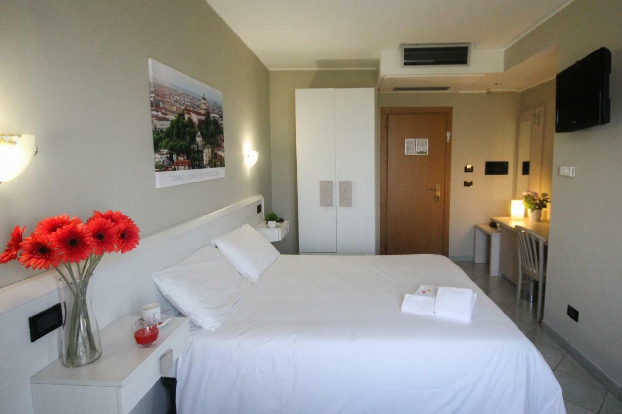 Green Class Hotel Candiolo ภายนอก รูปภาพ